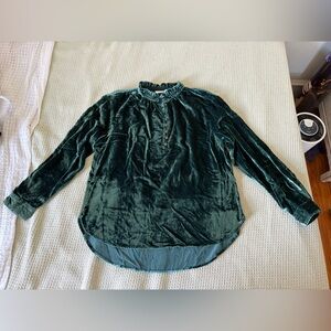 Luxurious Velvet Blouse in Deep Green